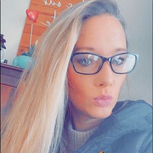 Meet your Posher, Colleen